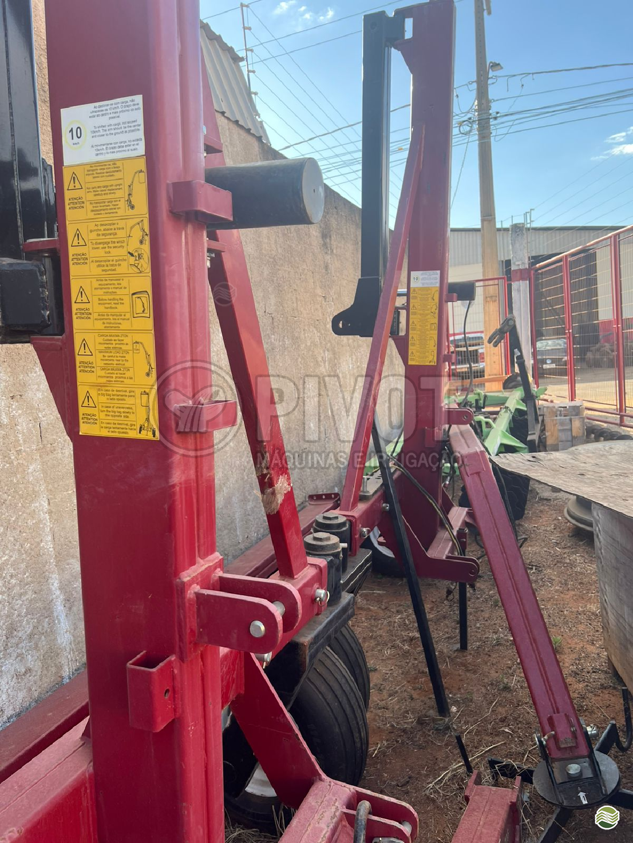 IMPLEMENTOS AGRICOLAS GUINCHO BIG BAG GUINCHO 2000 Kg Pivot Máquinas - Case  GOIANIA GOIAS GO